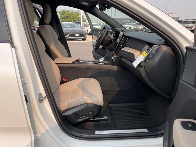 new 2026 Volvo XC60 car, priced at $57,985