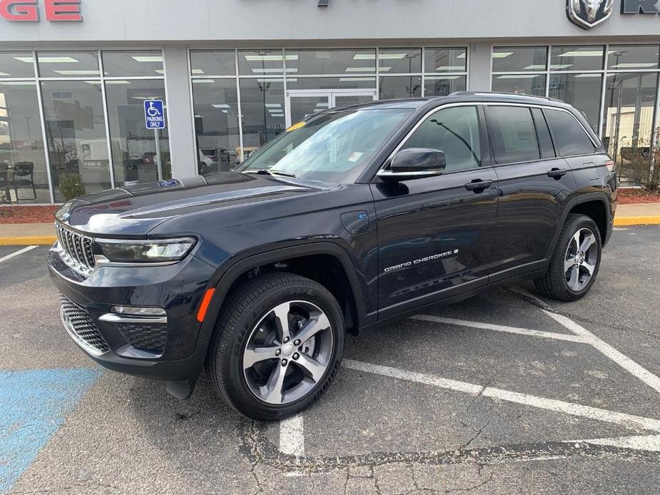 new 2022 Jeep Grand Cherokee 4xe car, priced at $52,544