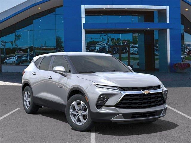 new 2025 Chevrolet Blazer car, priced at $38,814