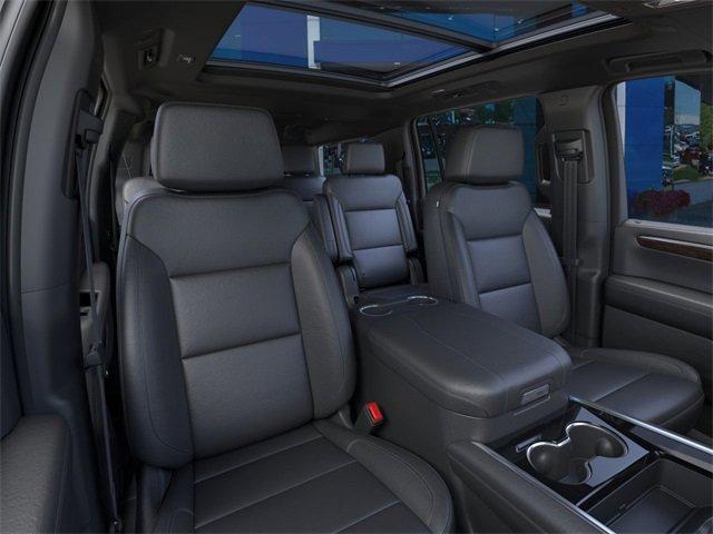 new 2025 Chevrolet Suburban car, priced at $77,625