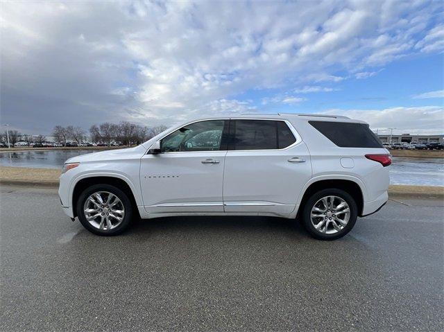 used 2021 Chevrolet Traverse car, priced at $32,987