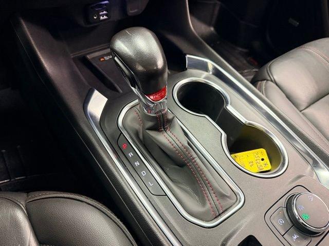 used 2022 Chevrolet Traverse car, priced at $32,987