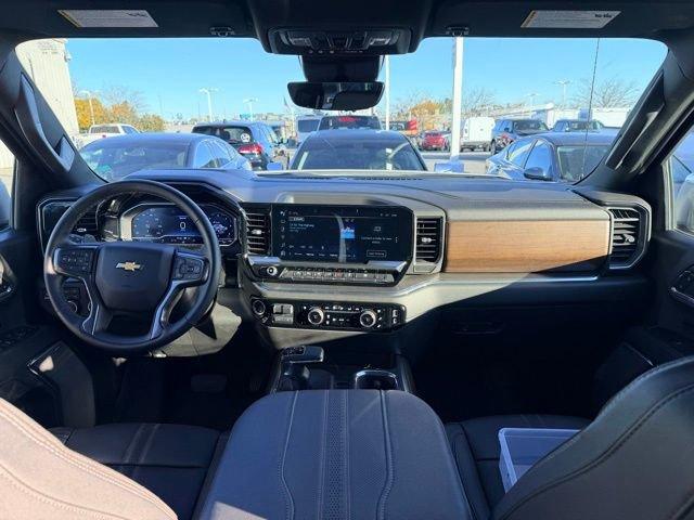 used 2024 Chevrolet Silverado 1500 car