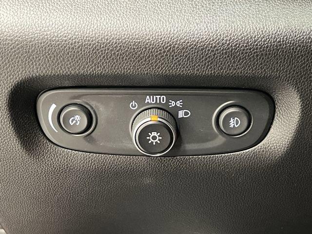 used 2021 Chevrolet Traverse car, priced at $26,717