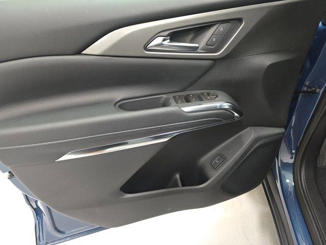 new 2026 Chevrolet Traverse car, priced at $46,920