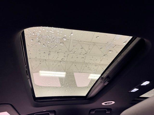 used 2023 Chevrolet Traverse car, priced at $36,485