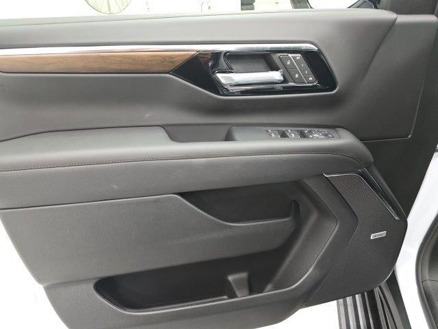 new 2026 Chevrolet Tahoe car, priced at $96,075