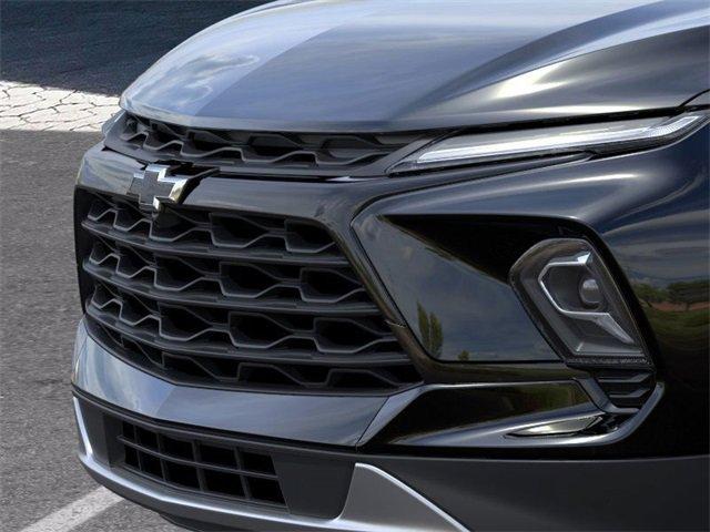 new 2025 Chevrolet Blazer car, priced at $45,905