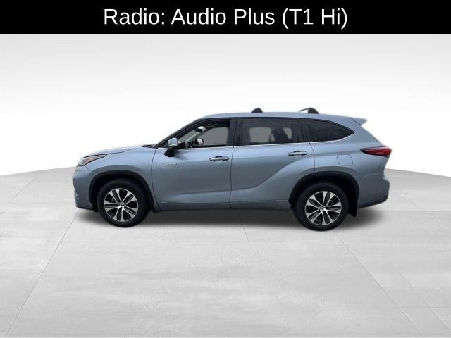 used 2021 Toyota Highlander Hybrid car, priced at $37,485