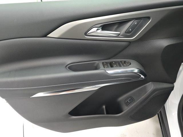 new 2026 Chevrolet Traverse car, priced at $45,920