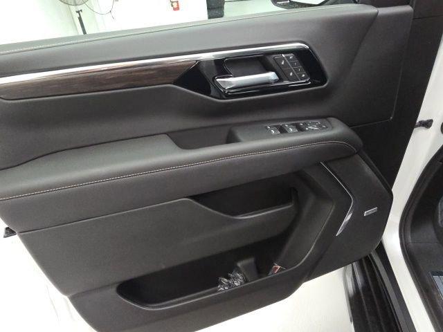 new 2025 Chevrolet Suburban car, priced at $84,201