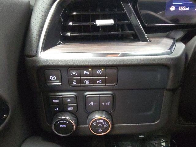 new 2025 Chevrolet Suburban car, priced at $84,201