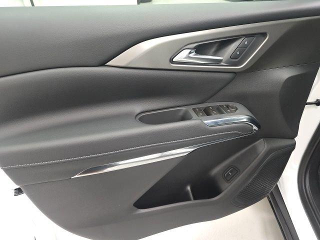 new 2026 Chevrolet Traverse car, priced at $45,920