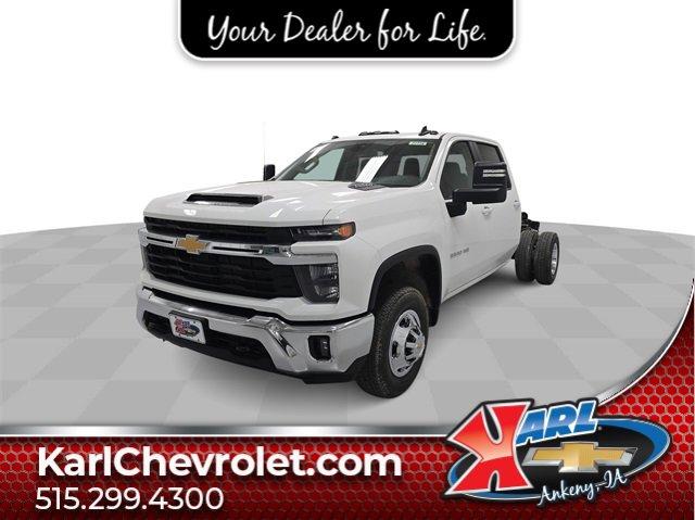 new 2025 Chevrolet Silverado 3500 car, priced at $60,253