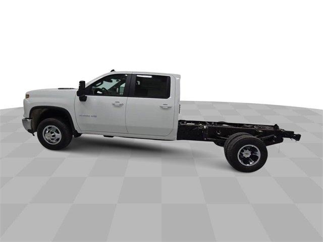 new 2025 Chevrolet Silverado 3500 car, priced at $60,253