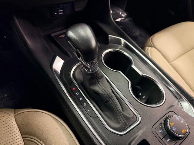 used 2022 Chevrolet Traverse car, priced at $37,987