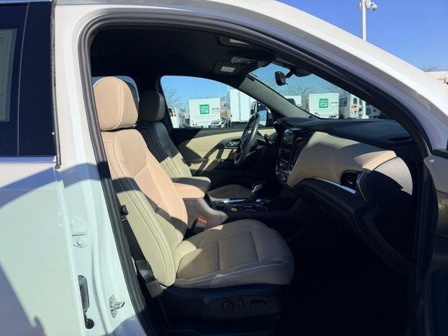 used 2022 Chevrolet Traverse car, priced at $37,987