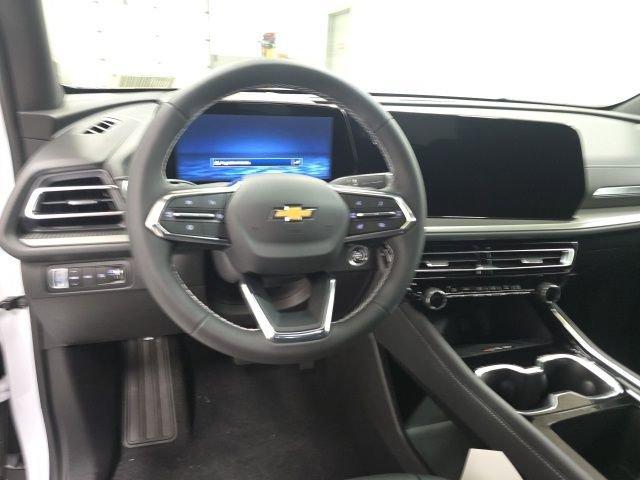 new 2026 Chevrolet Traverse car, priced at $47,915