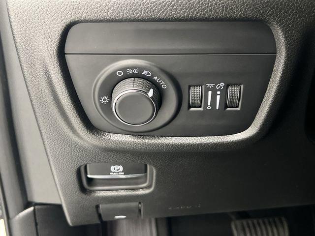 used 2024 Jeep Grand Cherokee car, priced at $38,855