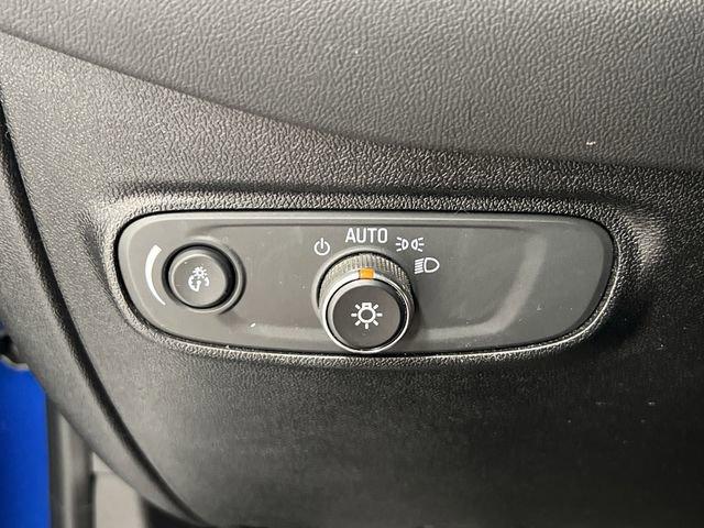 used 2019 Chevrolet Equinox car, priced at $19,485