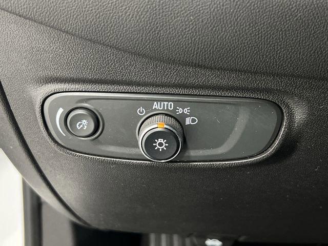 used 2022 Chevrolet Equinox car, priced at $24,987