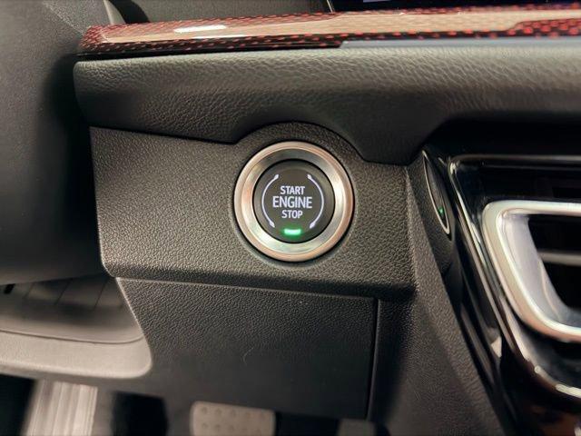 used 2024 Chevrolet Traverse car, priced at $45,527