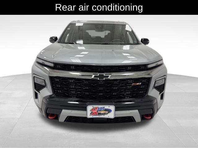 used 2024 Chevrolet Traverse car, priced at $45,527