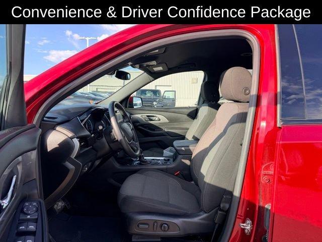 used 2023 Chevrolet Traverse car, priced at $32,987