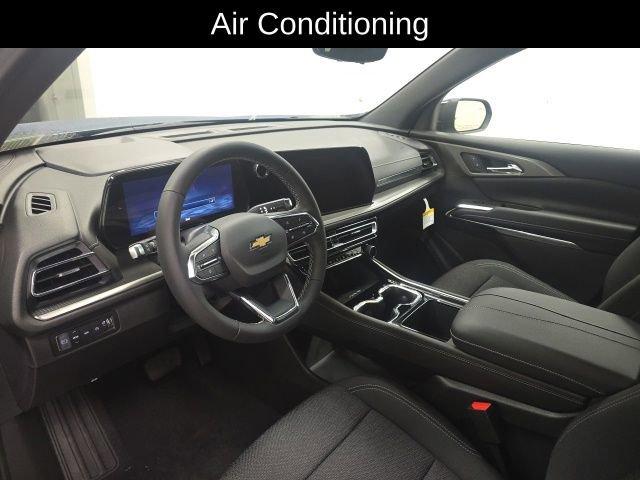 new 2026 Chevrolet Traverse car, priced at $46,324