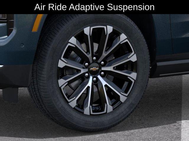 new 2025 Chevrolet Suburban car, priced at $89,979