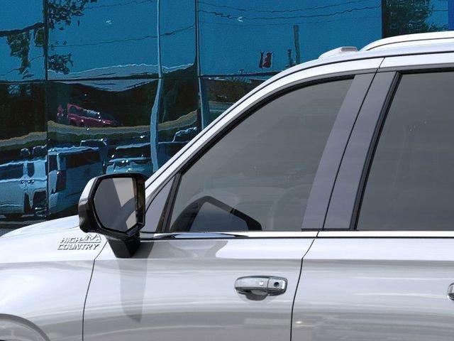 new 2025 Chevrolet Suburban car, priced at $91,804