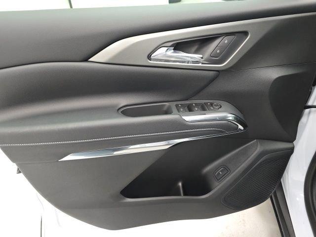 new 2026 Chevrolet Traverse car, priced at $47,915