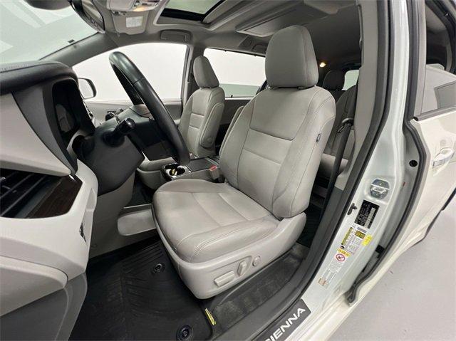 used 2018 Toyota Sienna car, priced at $31,425