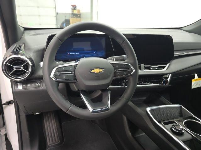 new 2026 Chevrolet Equinox car, priced at $31,995