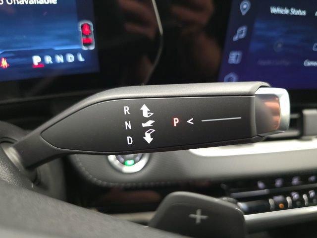 new 2026 Chevrolet Equinox car, priced at $31,995