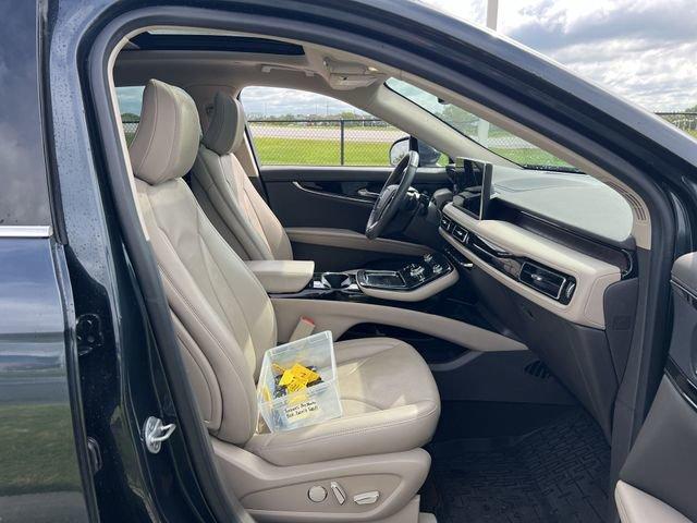 used 2022 Lincoln Nautilus car, priced at $35,987