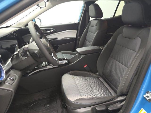 new 2025 Chevrolet Trax car, priced at $24,879