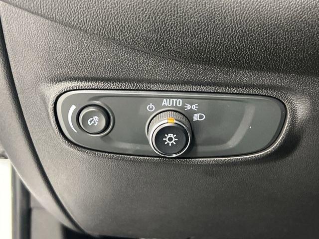 used 2022 Chevrolet Equinox car, priced at $22,485