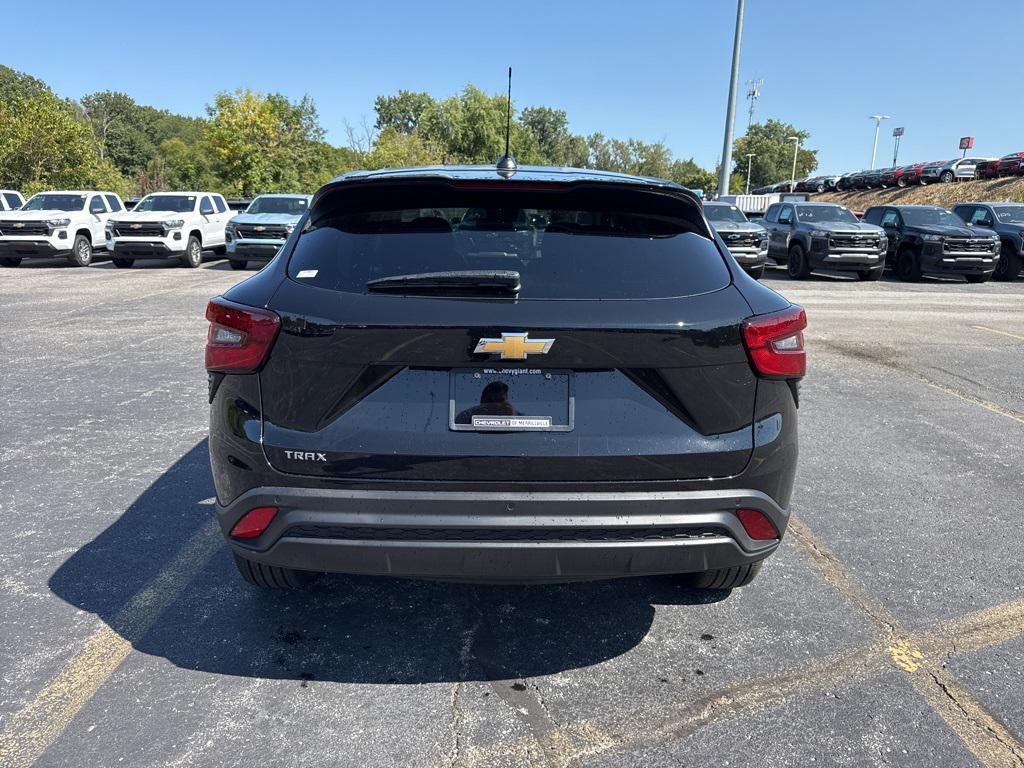 new 2025 Chevrolet Trax car, priced at $20,937