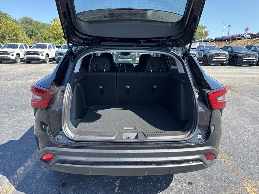 new 2025 Chevrolet Trax car, priced at $20,937