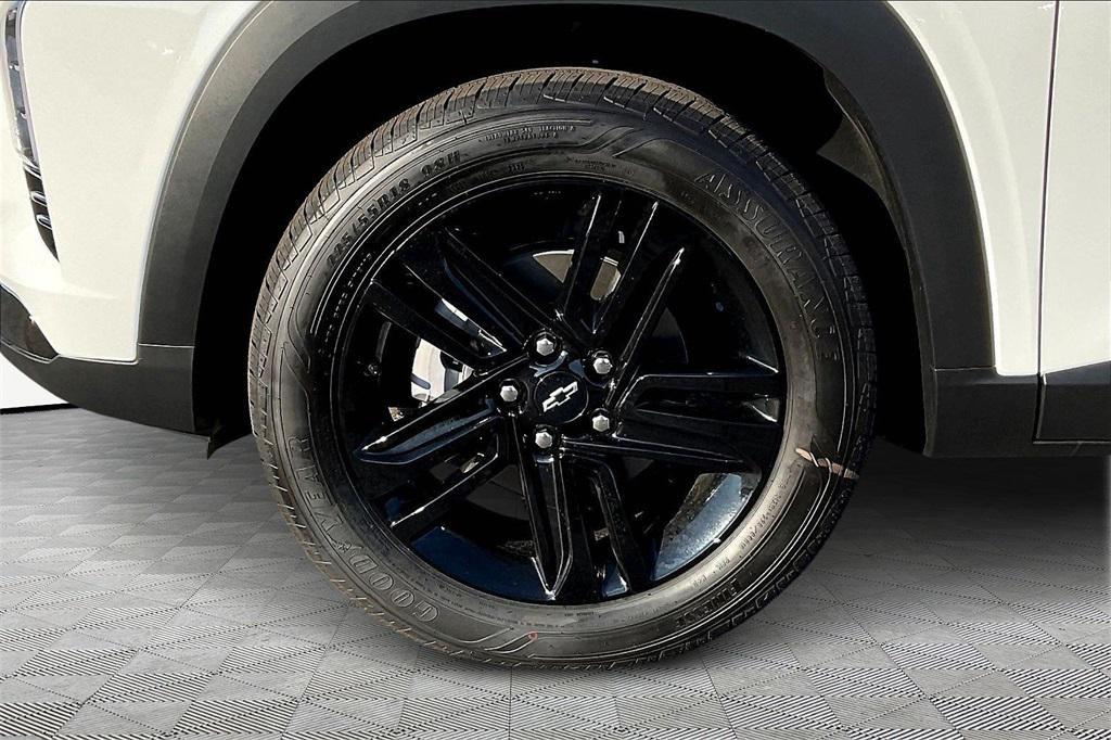 new 2026 Chevrolet Trax car, priced at $28,510