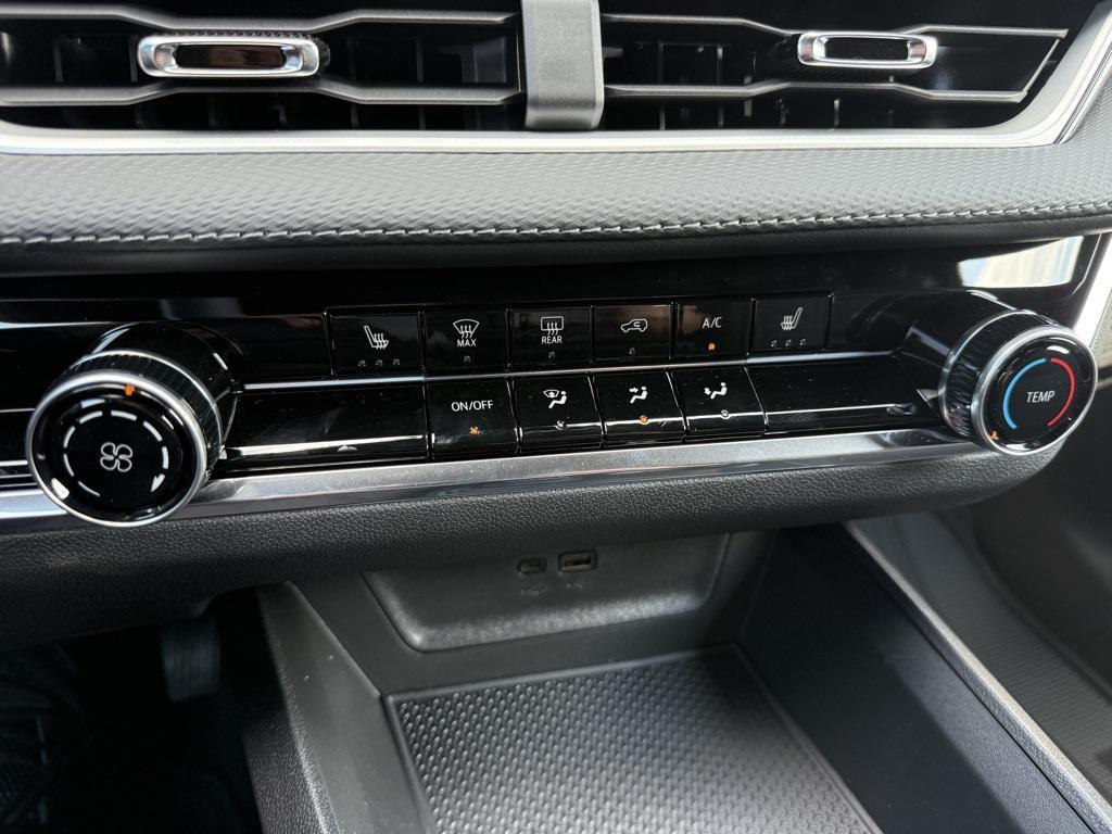 new 2026 Chevrolet Equinox car, priced at $26,918