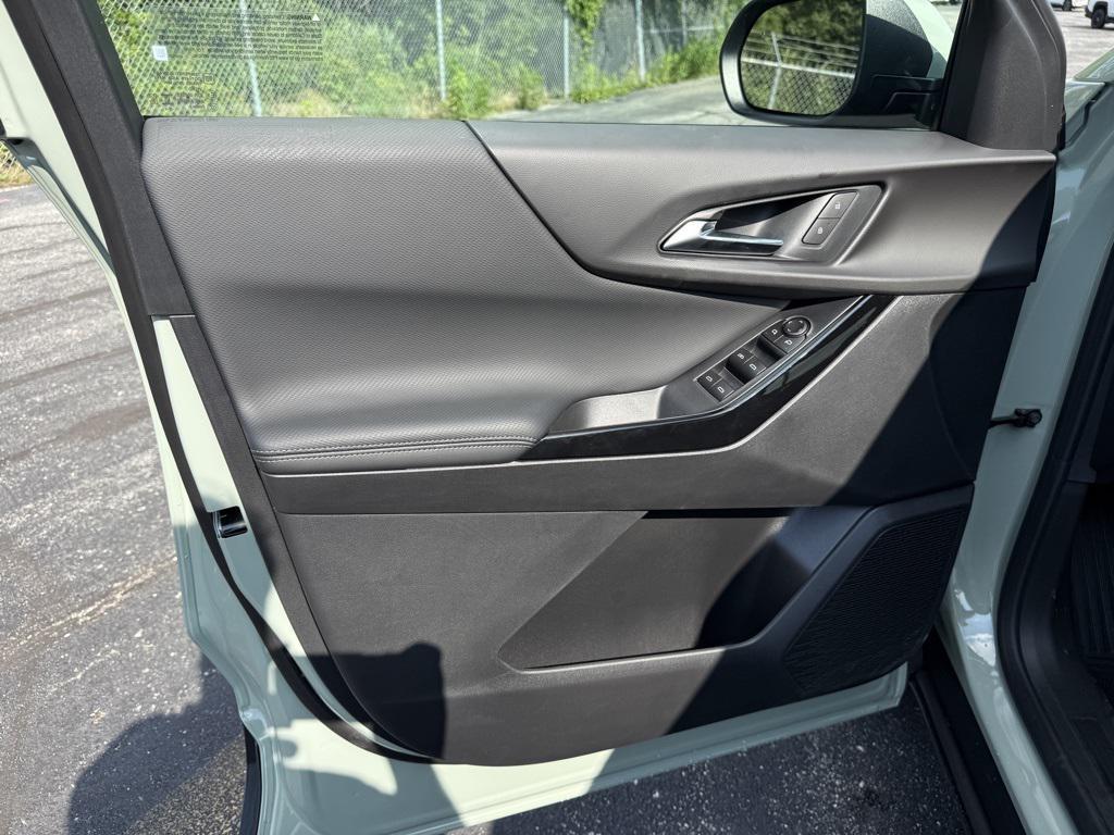 new 2026 Chevrolet Equinox car, priced at $26,918