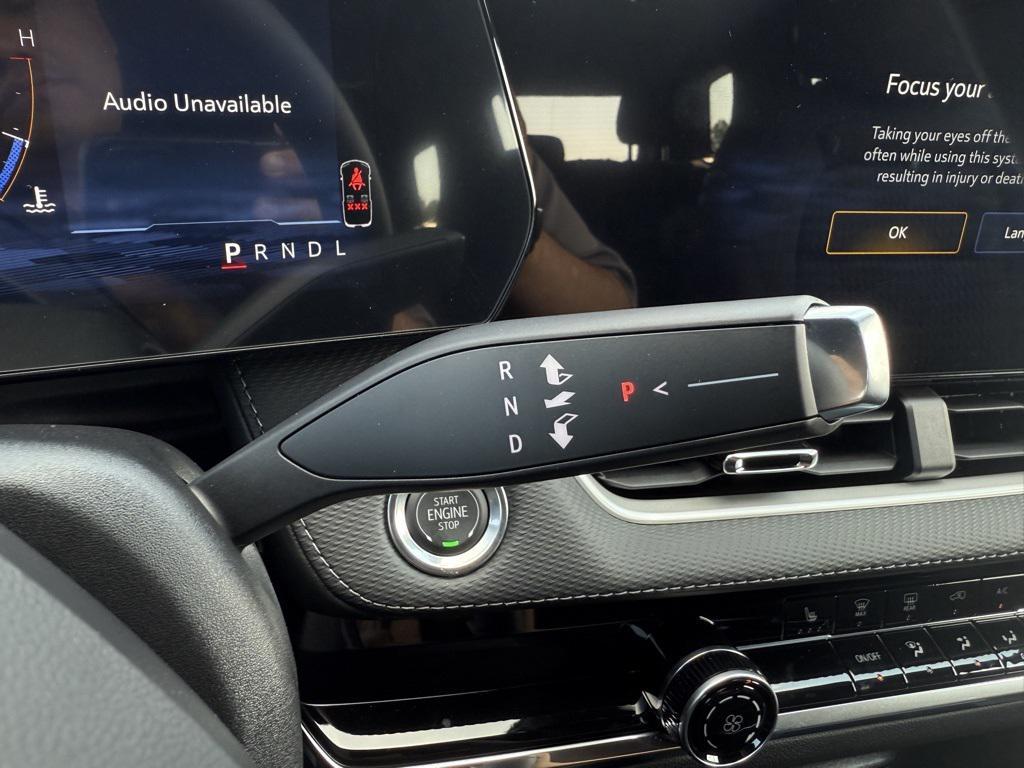 new 2026 Chevrolet Equinox car, priced at $26,918