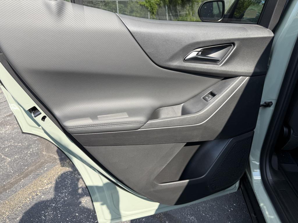 new 2026 Chevrolet Equinox car, priced at $26,918