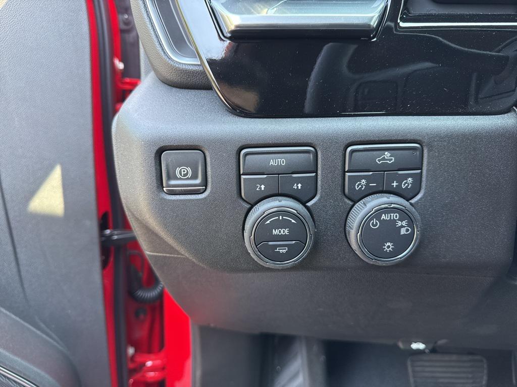 new 2025 Chevrolet Silverado 1500 car, priced at $48,081