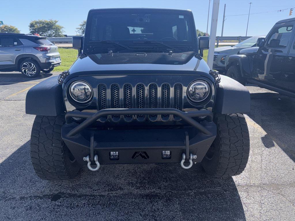 used 2015 Jeep Wrangler Unlimited car, priced at $14,340