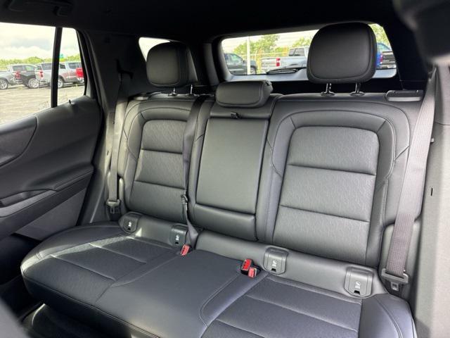 new 2026 Chevrolet Equinox car, priced at $30,950