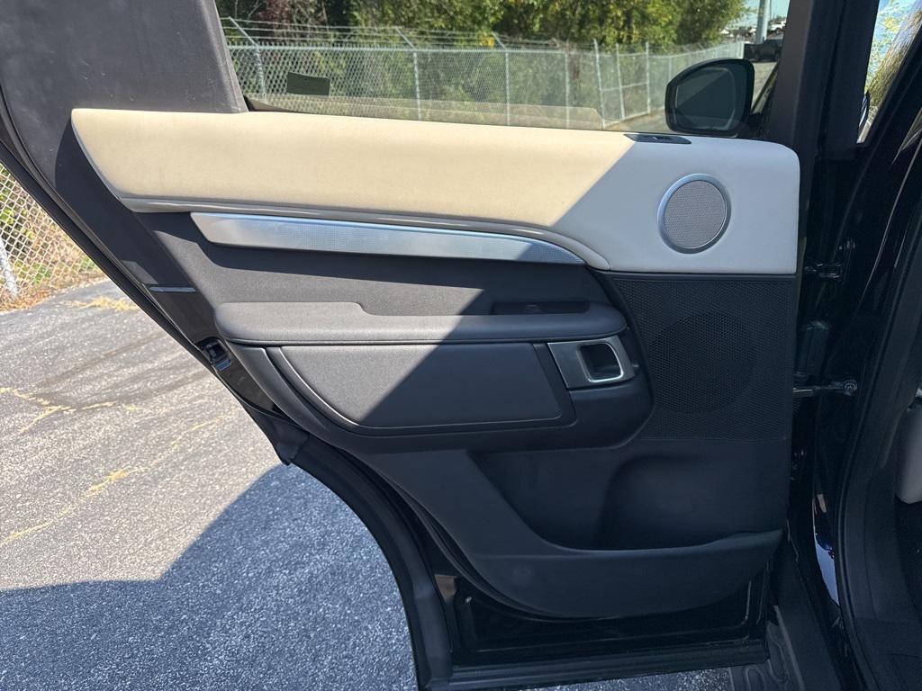 used 2020 Land Rover Discovery car, priced at $26,390