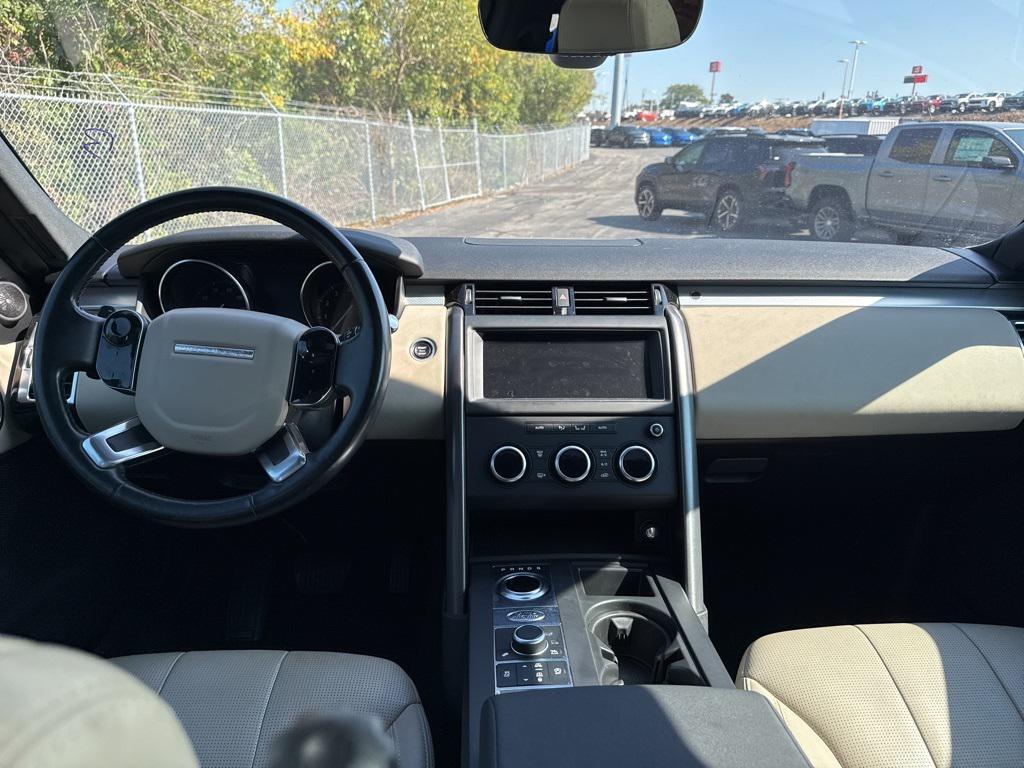 used 2020 Land Rover Discovery car, priced at $26,390